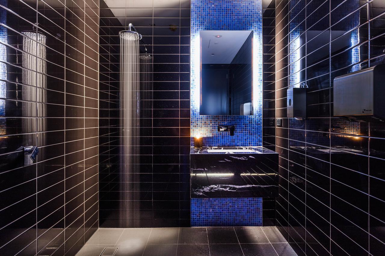 Fv By Peppers Aparthotel Brisbane Bagian luar foto Bathroom
