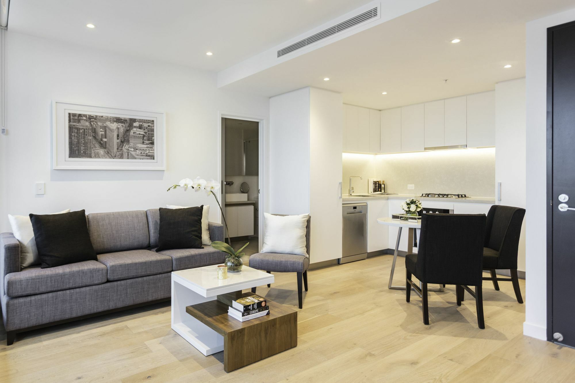 Fv By Peppers Aparthotel Brisbane Bagian luar foto A typical apartment