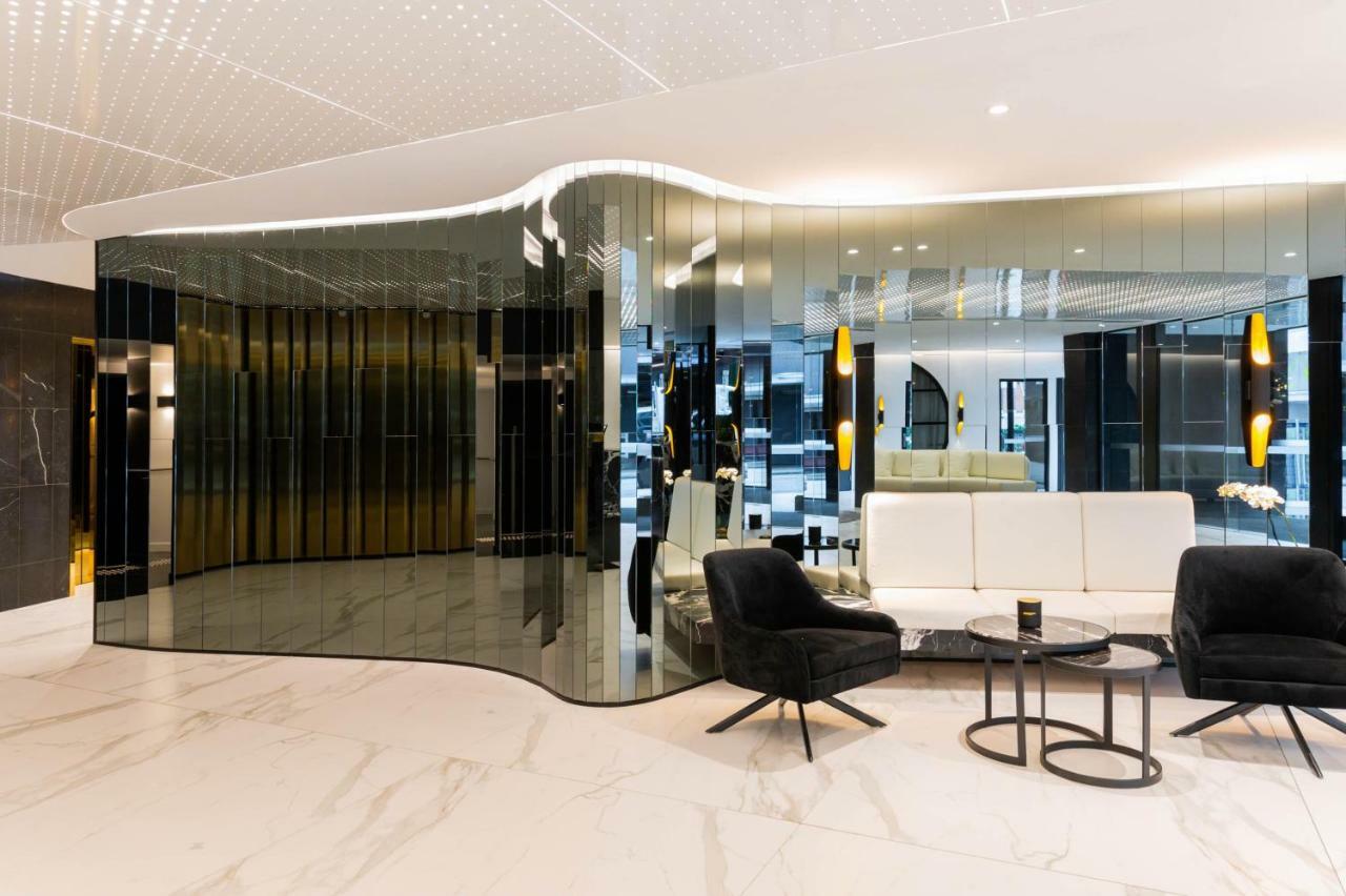 Fv By Peppers Aparthotel Brisbane Bagian luar foto The lobby of the hotel