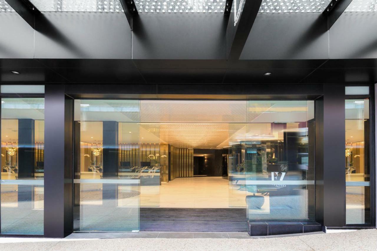 Fv By Peppers Aparthotel Brisbane Bagian luar foto Entrance to the hotel